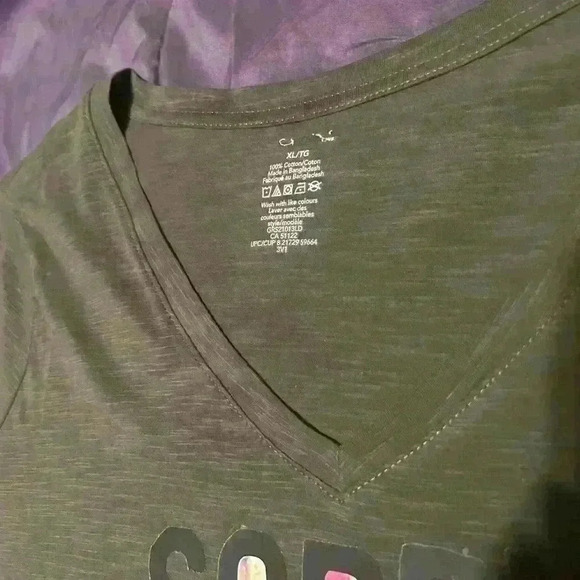 COPY - “Sorry my filter is broken”  t-shirt grey vneck size large - Picture 3 of 3